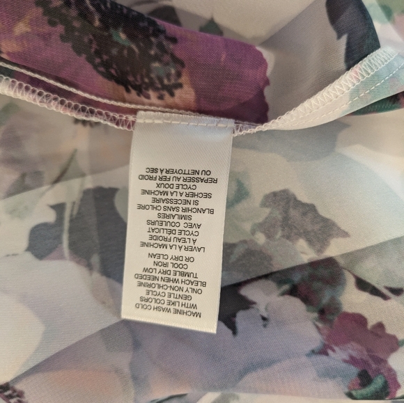 T Tahari Floral Stripe Snap Front Blouse Satin M - Picture 12 of 14